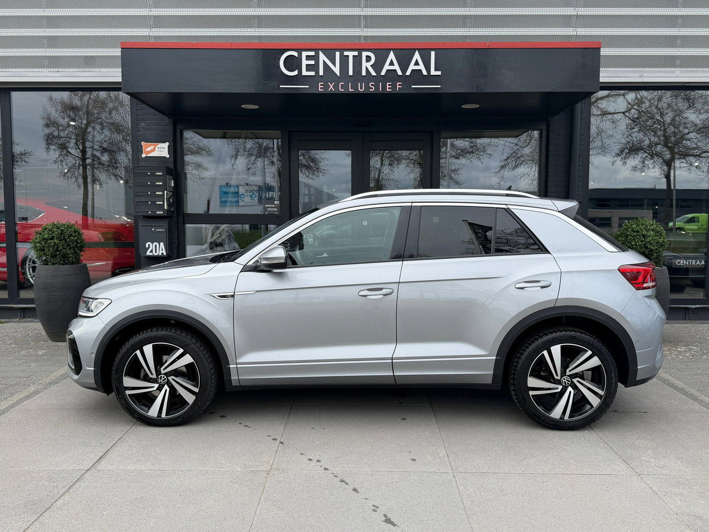 Volkswagen T-Roc 1.5 TSI R-Line 150PK Carplay|ACC|Canera|DSG|keyless