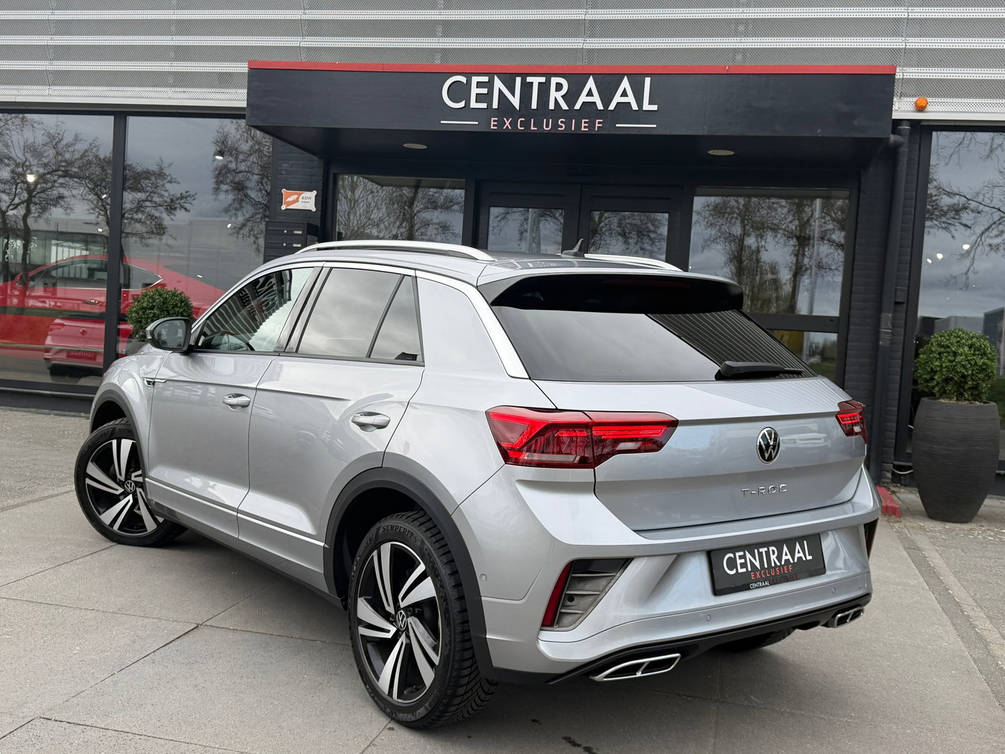 Volkswagen T-Roc 1.5 TSI R-Line 150PK Carplay|ACC|Canera|DSG|keyless