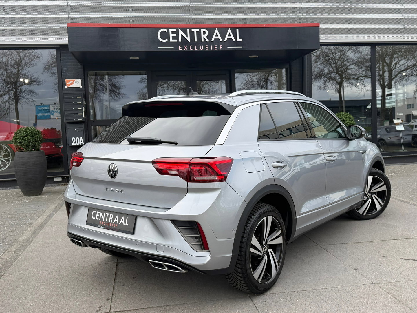 Volkswagen T-Roc 1.5 TSI R-Line 150PK Carplay|ACC|Canera|DSG|keyless