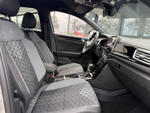 Volkswagen T-Roc 1.5 TSI R-Line 150PK Carplay|ACC|Canera|DSG|keyless