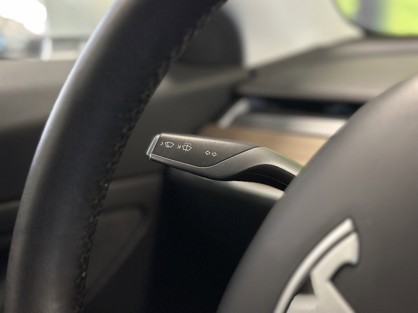 Tesla Model 3 Standard RWD Plus 60 kWh | 360° Camera | Panoramadak | Parkeersensoren | Keyless | Stoelverwarming | Elektrische Stoelen | LED