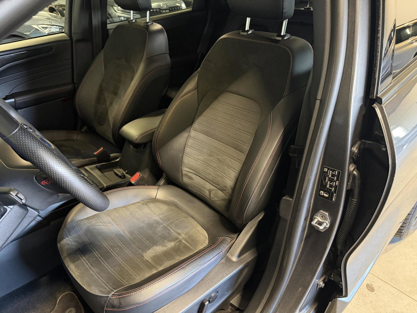 Ford Kuga 2.5 PHEV ST-Line X Virtual B&O Head-up Camera VOL!