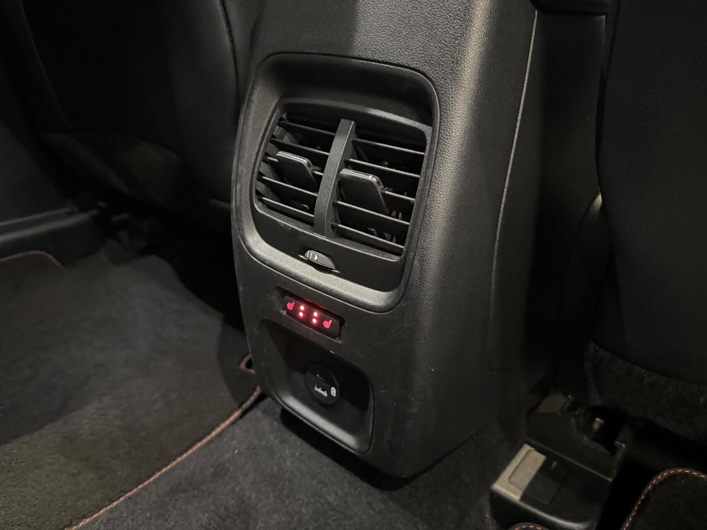 Ford Kuga 2.5 PHEV ST-Line X Virtual B&O Head-up Camera VOL!