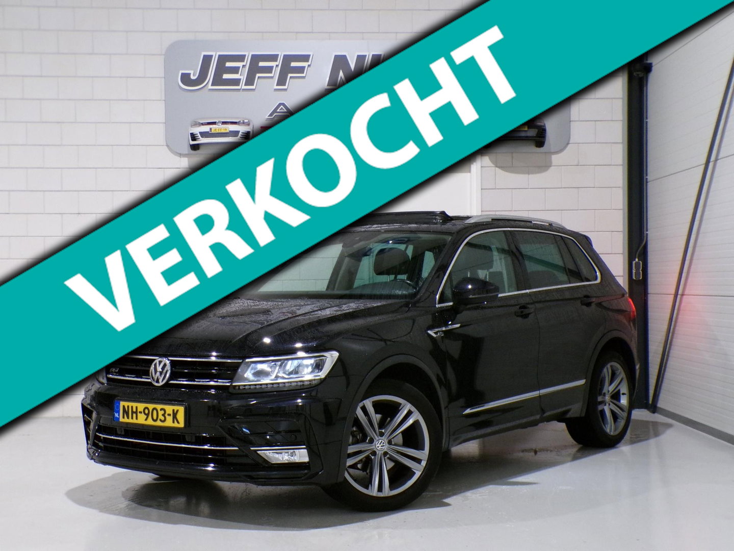 Volkswagen Tiguan 1.4 TSI ACT 150PK R-Line Connected Series "Origineel NL!" Pano Full-LED Apple-carplay Stoelverwarming Massage
