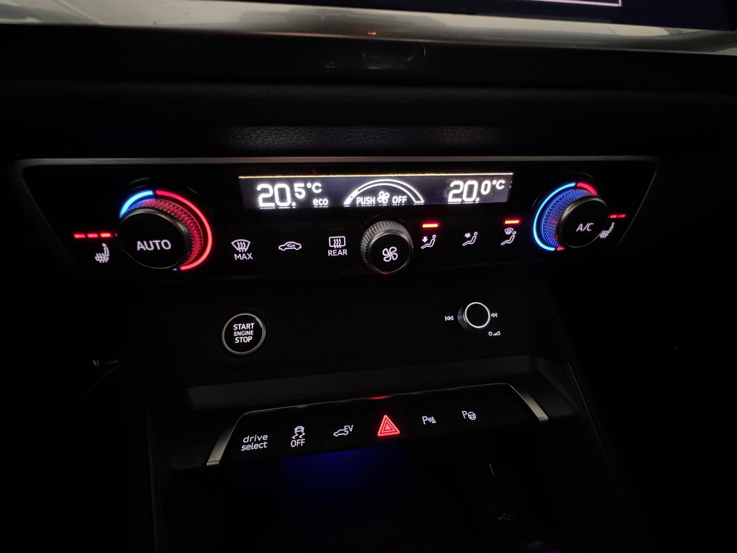 Audi Q3 45 TFSI e S Line Pano|Sfeer|Keyless|SONOS|360 Camera