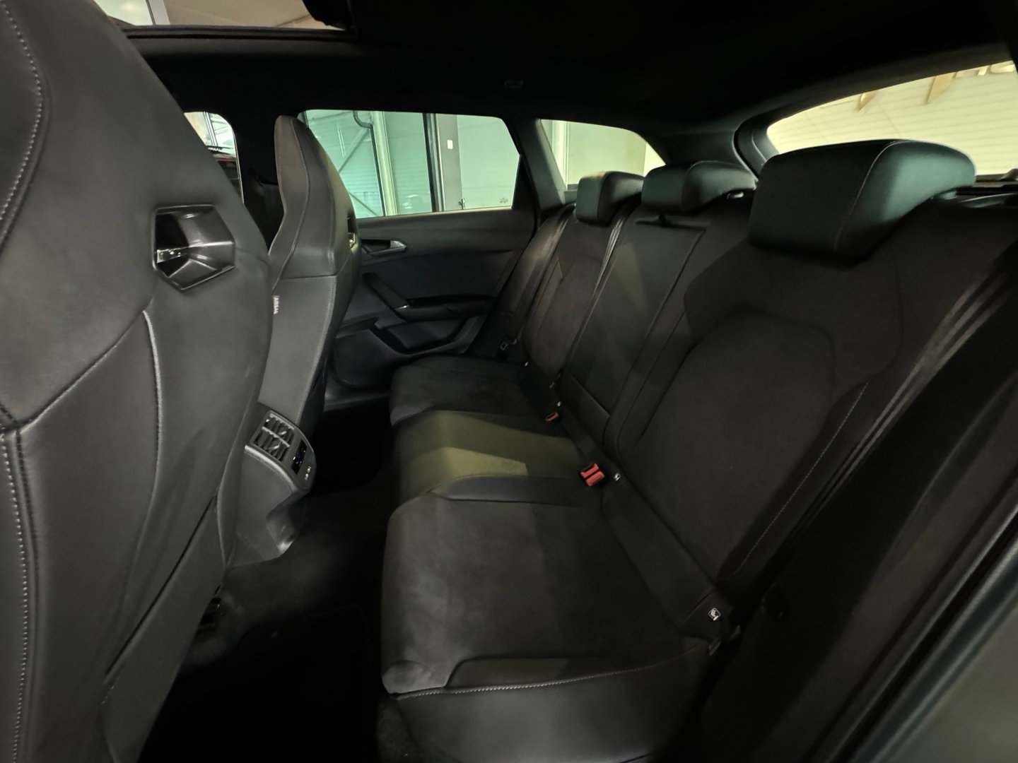 CUPRA Leon Sportstourer 1.5 TSI e-Hybrid VZ Extreme Pano|VOL