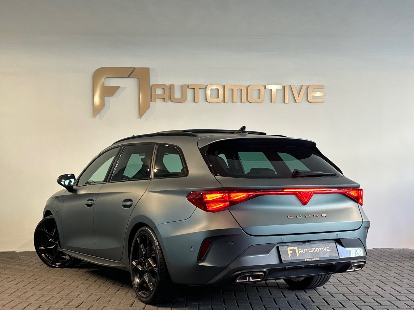 CUPRA Leon Sportstourer 1.5 TSI e-Hybrid VZ Extreme Pano|VOL