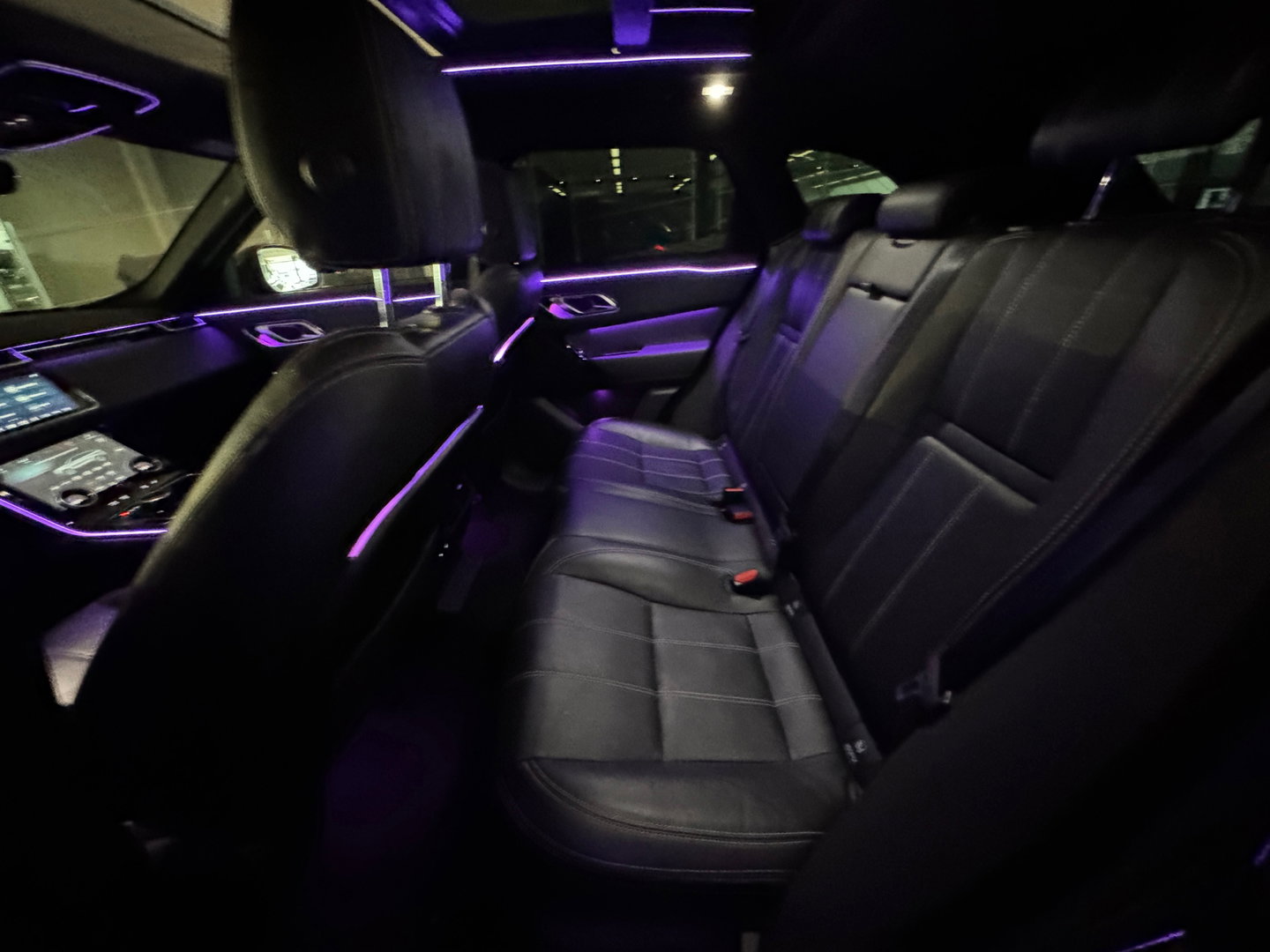 Land Rover Range Rover Velar 2.0 P250 Turbo AWD R-Dynamic SE