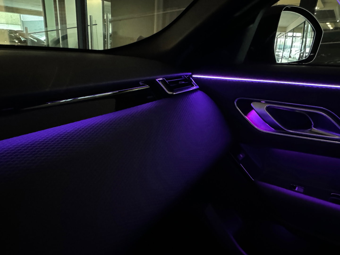 Land Rover Range Rover Velar 2.0 P250 Turbo AWD R-Dynamic SE