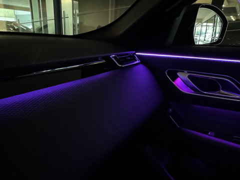 Land Rover Range Rover Velar 2.0 P250 Turbo AWD R-Dynamic SE