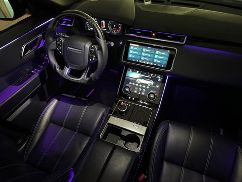 Land Rover Range Rover Velar 2.0 P250 Turbo AWD R-Dynamic SE