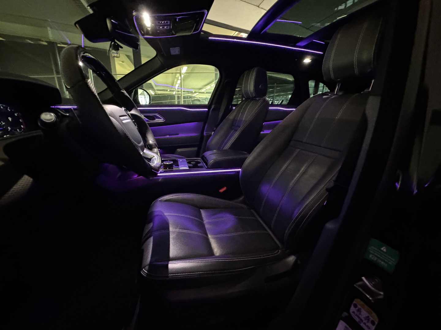 Land Rover Range Rover Velar 2.0 P250 Turbo AWD R-Dynamic SE