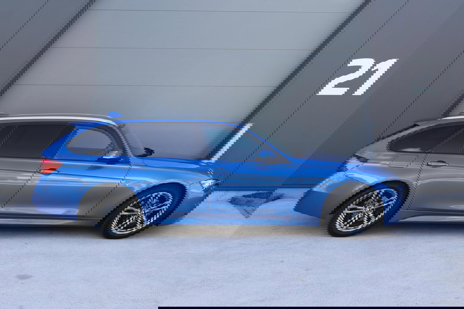 BMW 3 Serie Touring 320i M-Sport Edition / Leder / Cruise Control / Elek. Trekhaak / Stoelverwarming