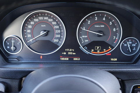 BMW 3 Serie Touring 320i M-Sport Edition / Leder / Cruise Control / Elek. Trekhaak / Stoelverwarming