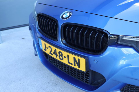 BMW 3 Serie Touring 320i M-Sport Edition / Leder / Cruise Control / Elek. Trekhaak / Stoelverwarming