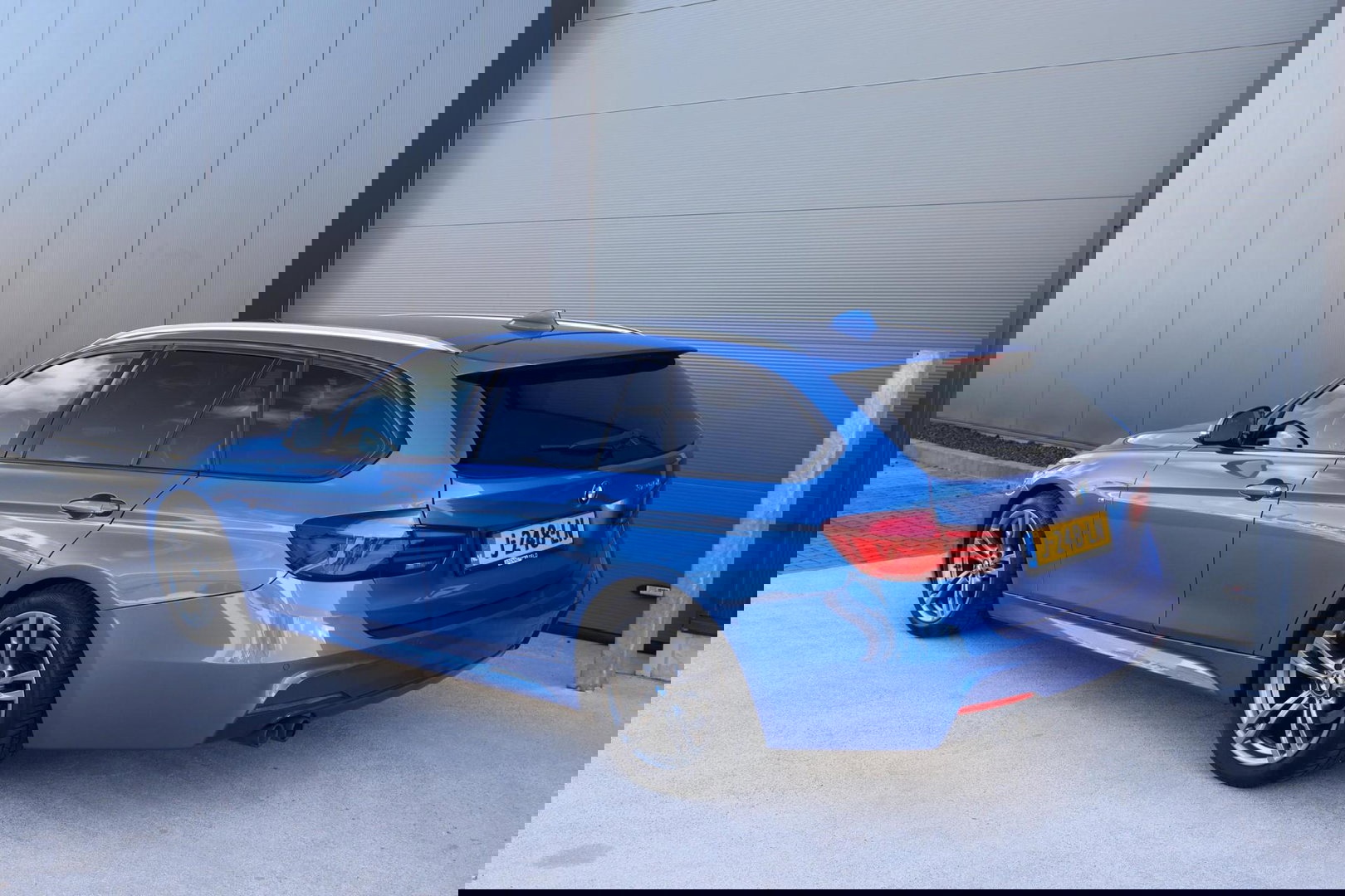 BMW 3 Serie Touring 320i M-Sport Edition / Leder / Cruise Control / Elek. Trekhaak / Stoelverwarming