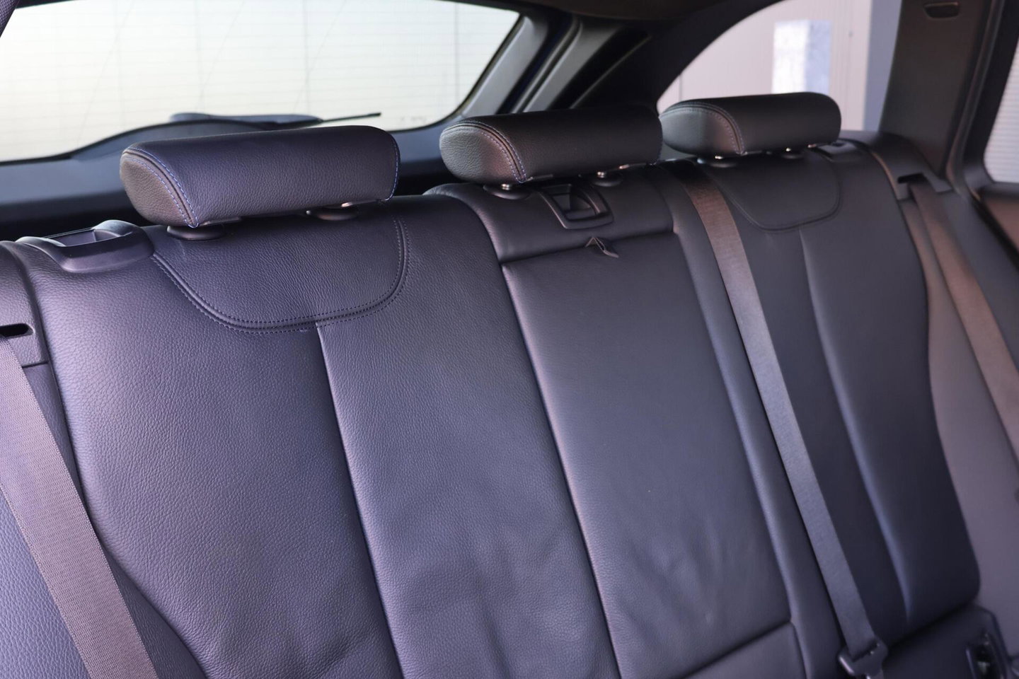 BMW 3 Serie Touring 320i M-Sport Edition / Leder / Cruise Control / Elek. Trekhaak / Stoelverwarming