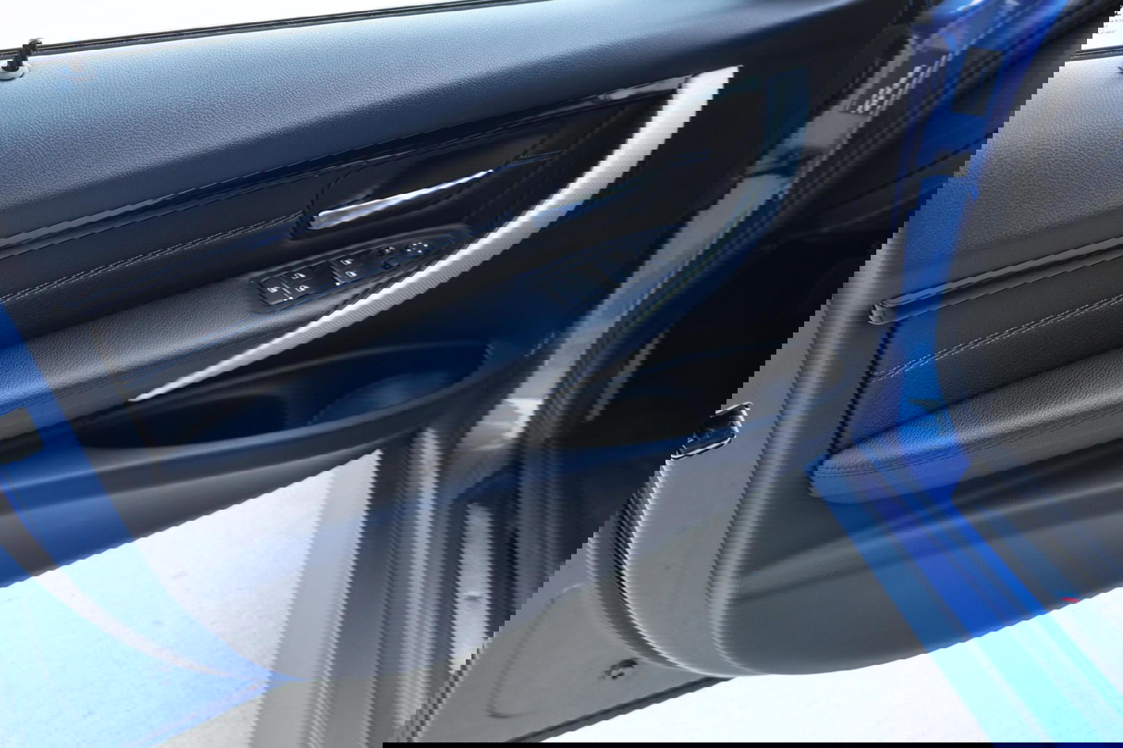 BMW 3 Serie Touring 320i M-Sport Edition / Leder / Cruise Control / Elek. Trekhaak / Stoelverwarming