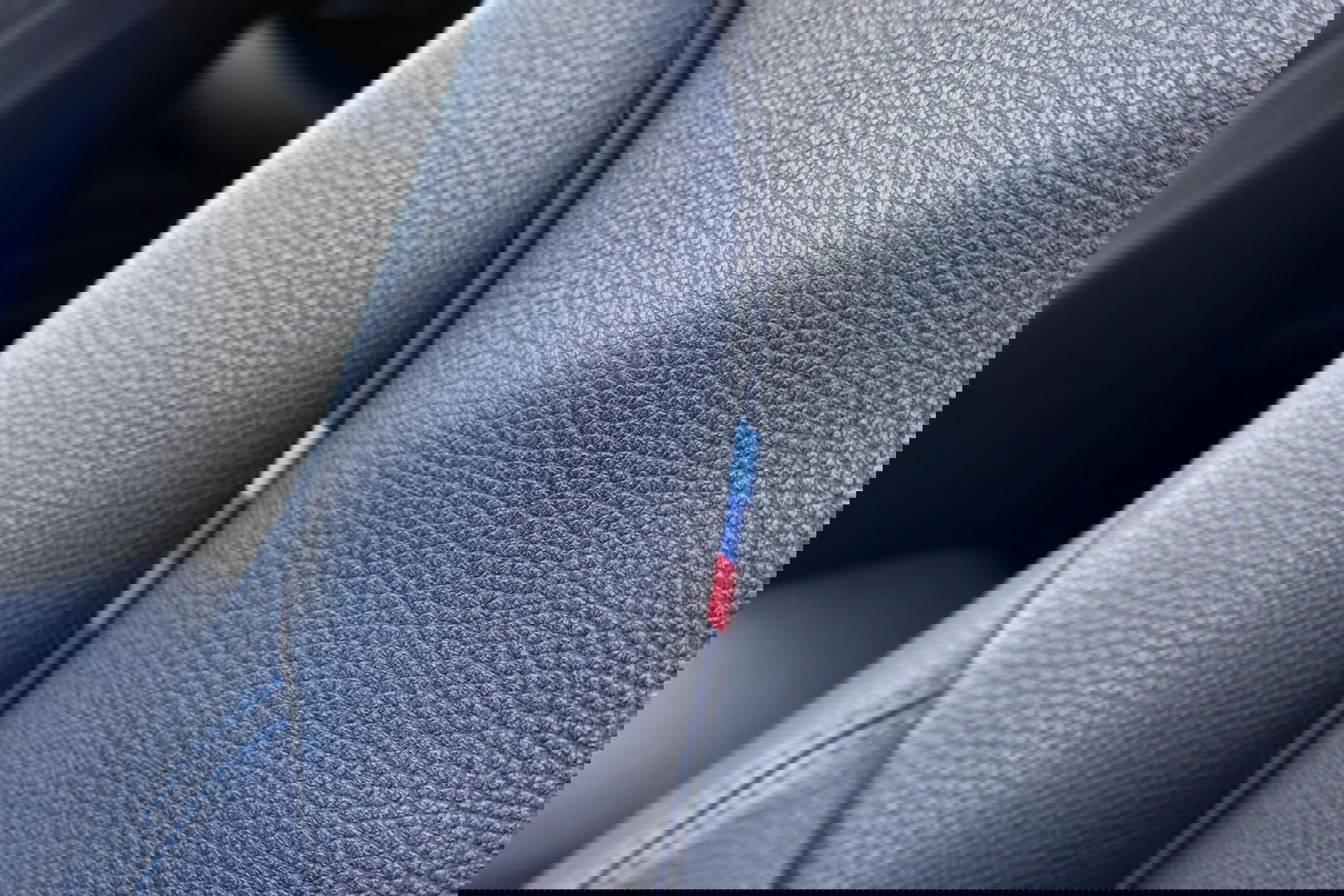 BMW 3 Serie Touring 320i M-Sport Edition / Leder / Cruise Control / Elek. Trekhaak / Stoelverwarming