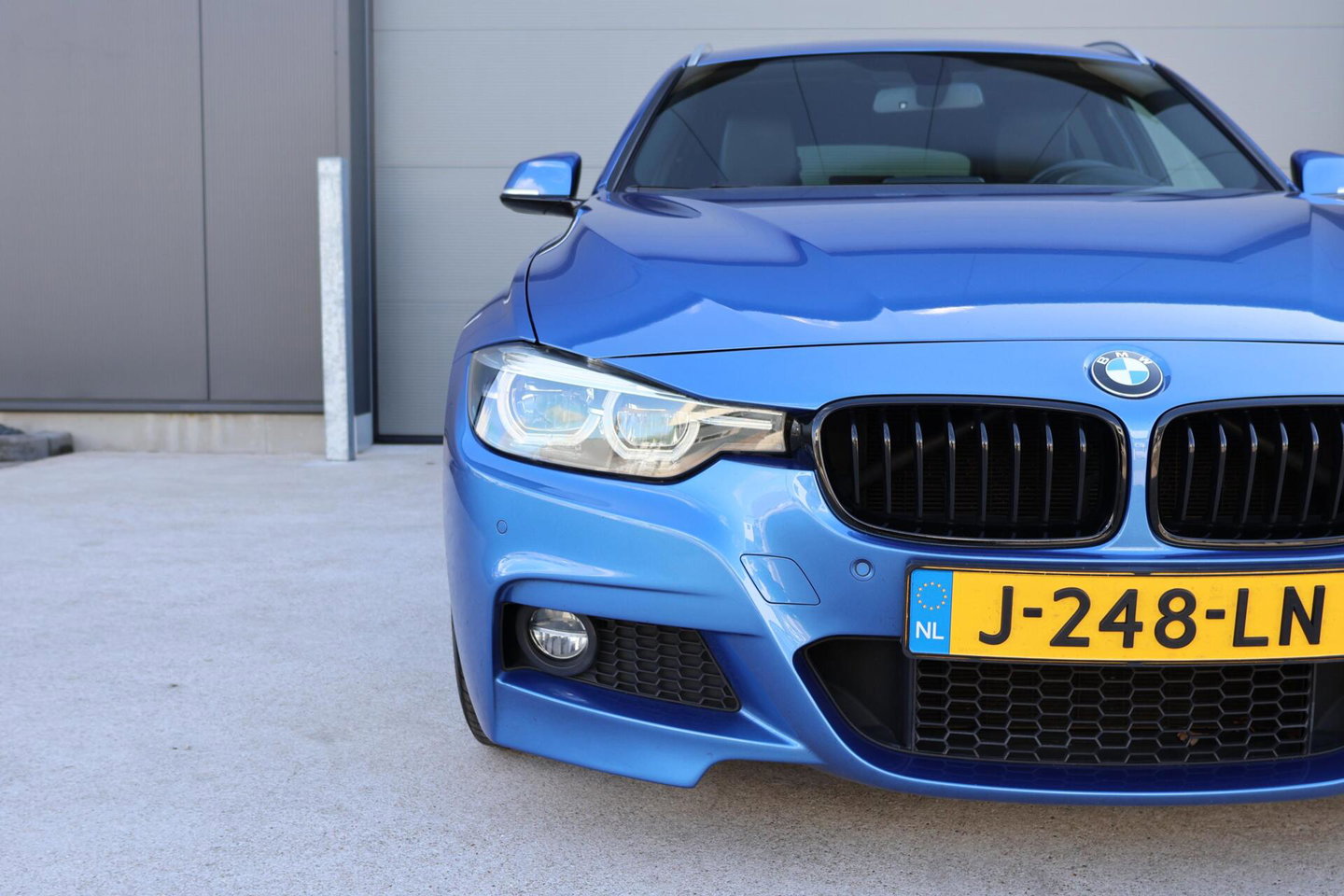 BMW 3 Serie Touring 320i M-Sport Edition / Leder / Cruise Control / Elek. Trekhaak / Stoelverwarming