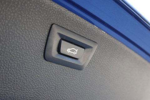 BMW 3 Serie Touring 320i M-Sport Edition / Leder / Cruise Control / Elek. Trekhaak / Stoelverwarming