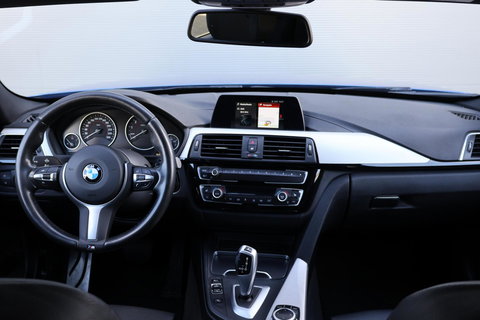 BMW 3 Serie Touring 320i M-Sport Edition / Leder / Cruise Control / Elek. Trekhaak / Stoelverwarming