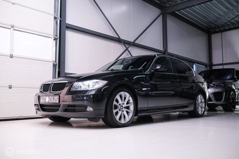 BMW 3-serie 330i Executive 258 pk | Xenon | Leder | Navigatie | Automaat | PDC | e90 | youngtimer |