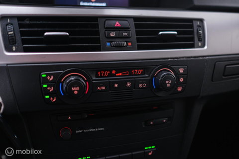 BMW 3-serie 330i Executive 258 pk | Xenon | Leder | Navigatie | Automaat | PDC | e90 | youngtimer |