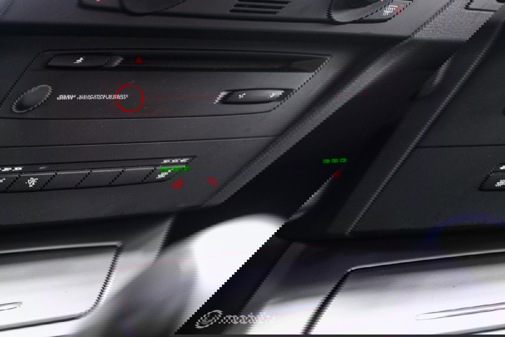 BMW 3-serie 330i Executive 258 pk | Xenon | Leder | Navigatie | Automaat | PDC | e90 | youngtimer |