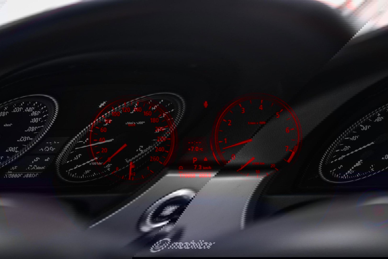 BMW 3-serie 330i Executive 258 pk | Xenon | Leder | Navigatie | Automaat | PDC | e90 | youngtimer |