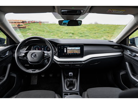 Škoda Octavia Combi 1.0 TSI Ambition | TREKHAAK | CAMERA | APPLE CAR PLAY | LED | CRUISE | DAB