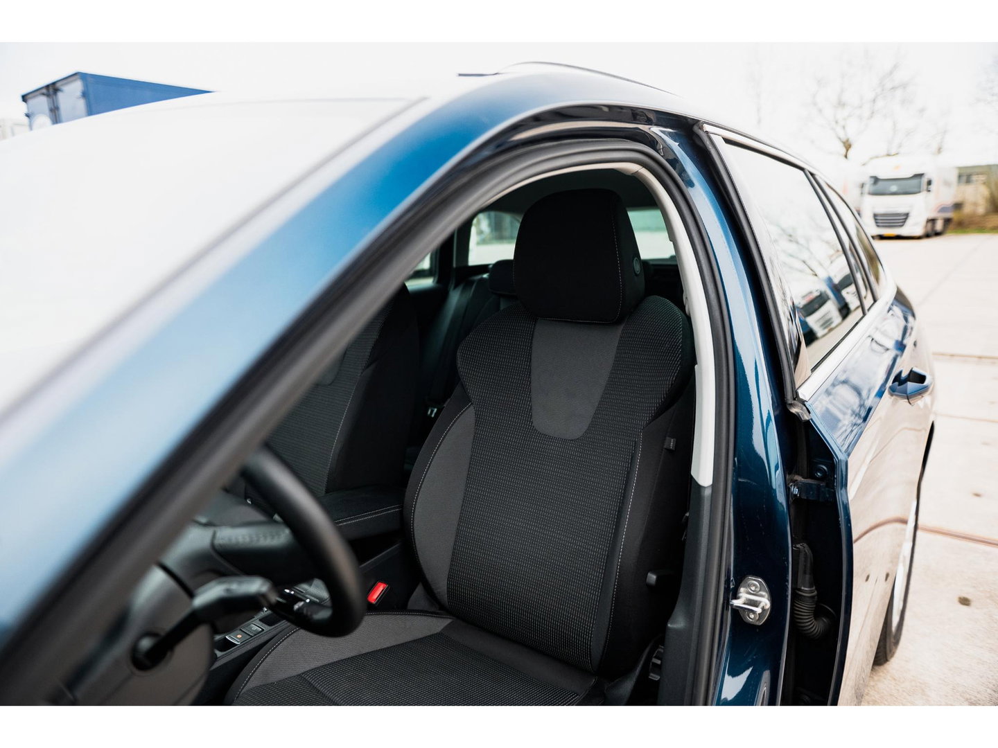 Škoda Octavia Combi 1.0 TSI Ambition | TREKHAAK | CAMERA | APPLE CAR PLAY | LED | CRUISE | DAB