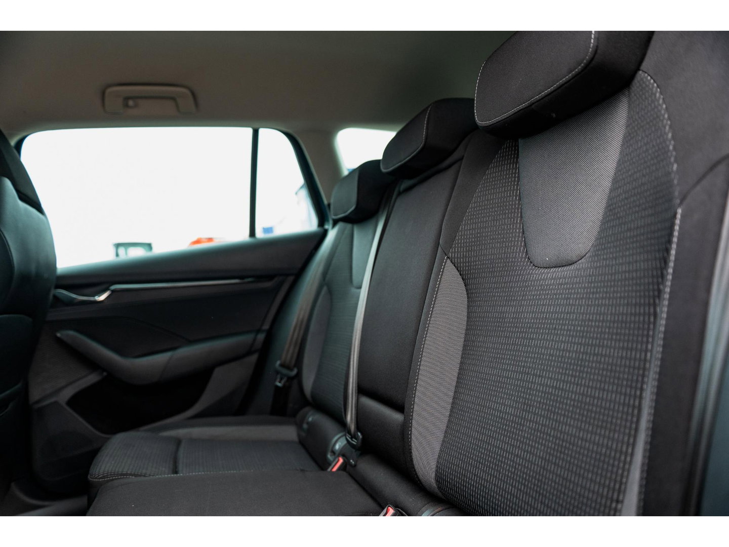 Škoda Octavia Combi 1.0 TSI Ambition | TREKHAAK | CAMERA | APPLE CAR PLAY | LED | CRUISE | DAB