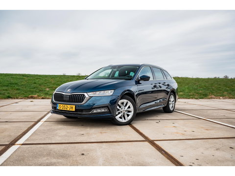 Škoda Octavia Combi 1.0 TSI Ambition | TREKHAAK | CAMERA | APPLE CAR PLAY | LED | CRUISE | DAB