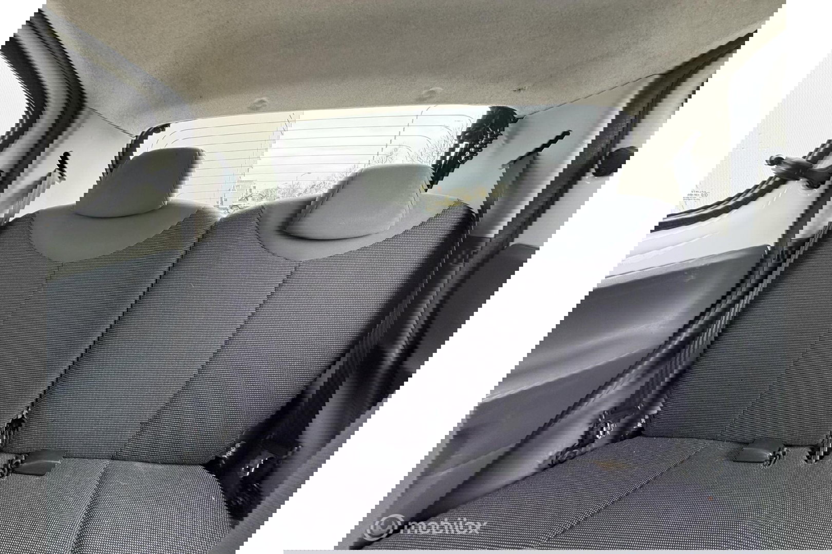 Peugeot 107 1.0-12V 5 deurs | nieuwe APK 2027 | Elek ramen | centrale vergrendeling | meeneemprijs |