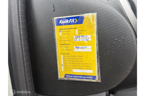 Peugeot 107 1.0-12V 5 deurs | nieuwe APK 2027 | Elek ramen | centrale vergrendeling | meeneemprijs |