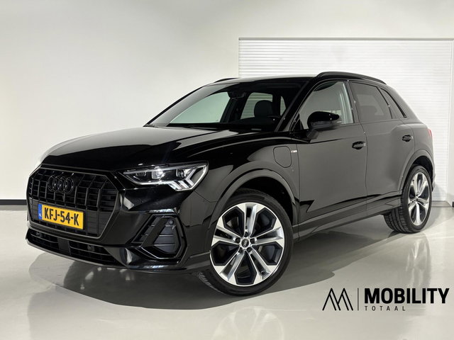 Audi Q3 - 45 TFSI e Black edition 2x-S LINE|SONOS|TREKHAAK|20''|MATRIX|AMBIENT|CAM|KEYLESS