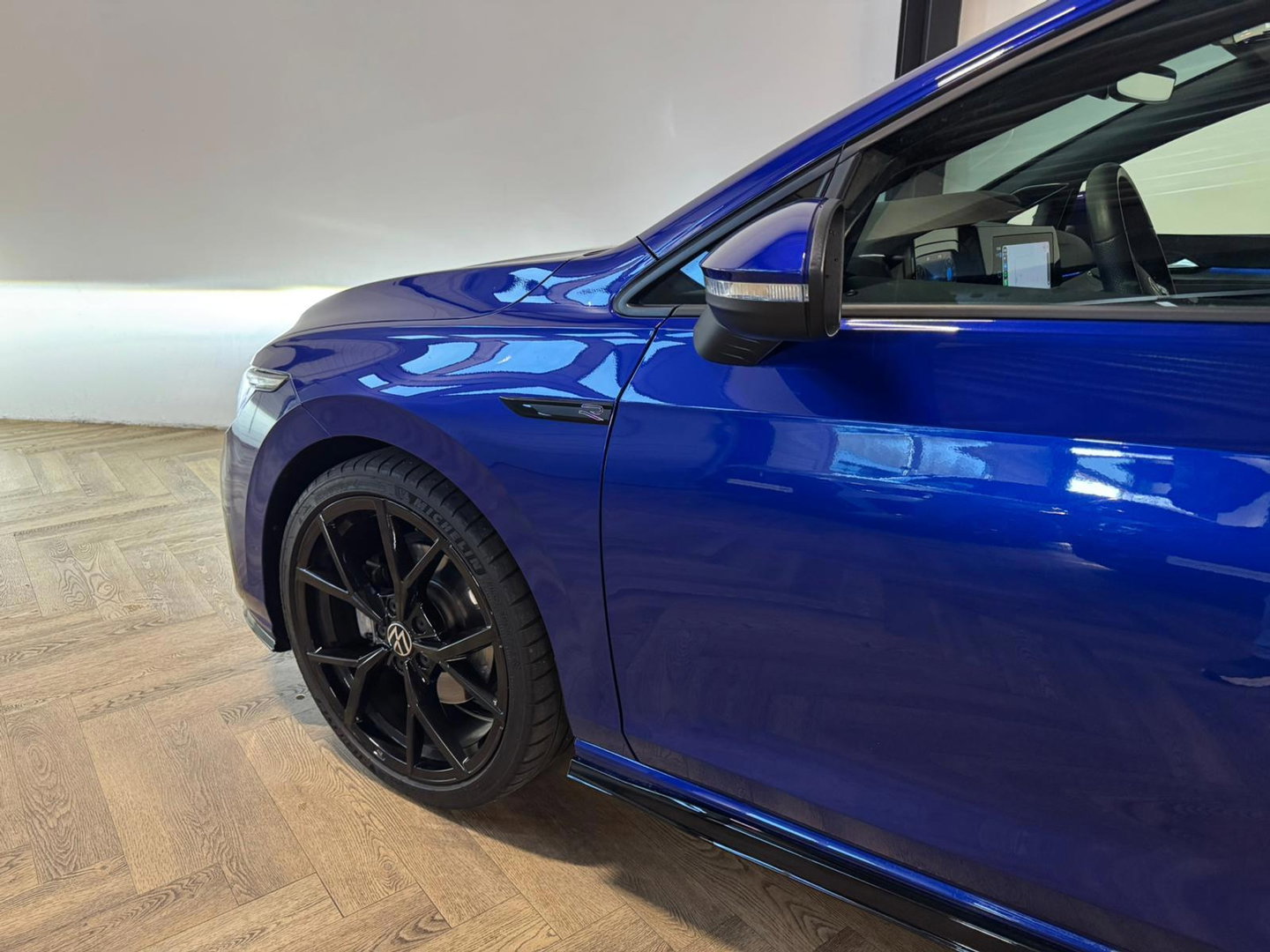 Volkswagen Golf 2.0 TSI R-Line Business PANO KEYLESS CAM