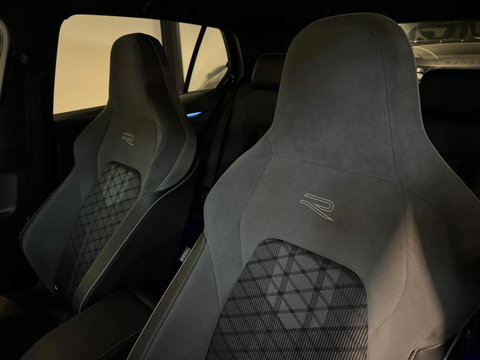 Volkswagen Golf 2.0 TSI R-Line Business PANO KEYLESS CAM