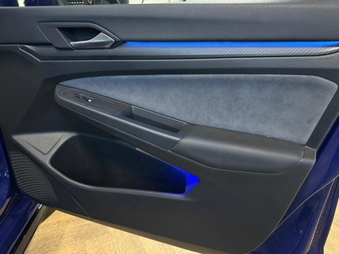 Volkswagen Golf 2.0 TSI R-Line Business PANO KEYLESS CAM