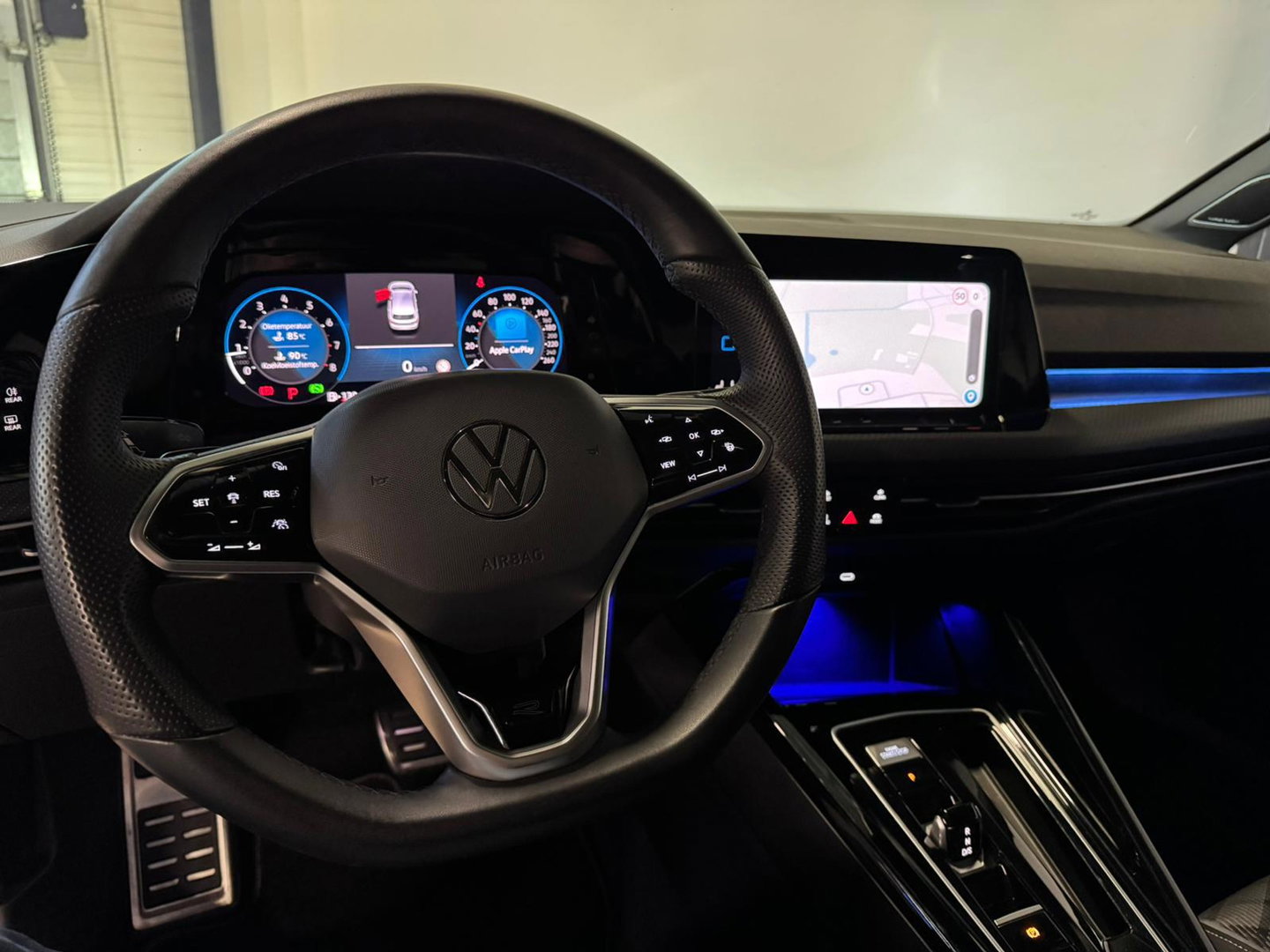 Volkswagen Golf 2.0 TSI R-Line Business PANO KEYLESS CAM