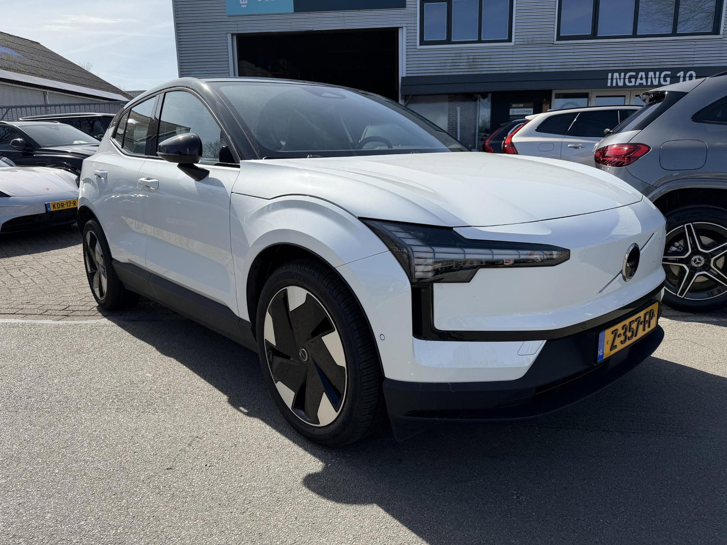 Volvo EX30 Twin Motor Performance Ultra 69 kWh trekhaak