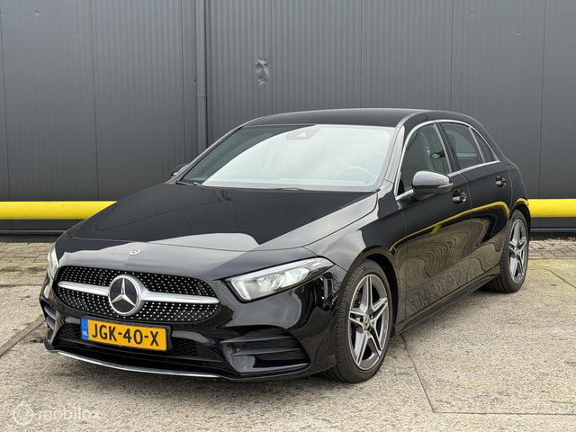 Mercedes-Benz A-Klasse - 180 AMG-Pakket NIEUWSTAAT