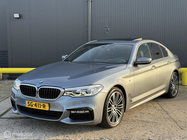 BMW 5 Serie - 520i High Executive | M-Pakket | Pano | Bomvol