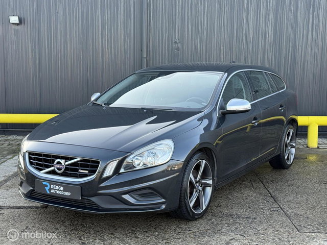 Volvo V60 - 1.6 T3 R-Design AUTOMAAT | TREKHAAK |