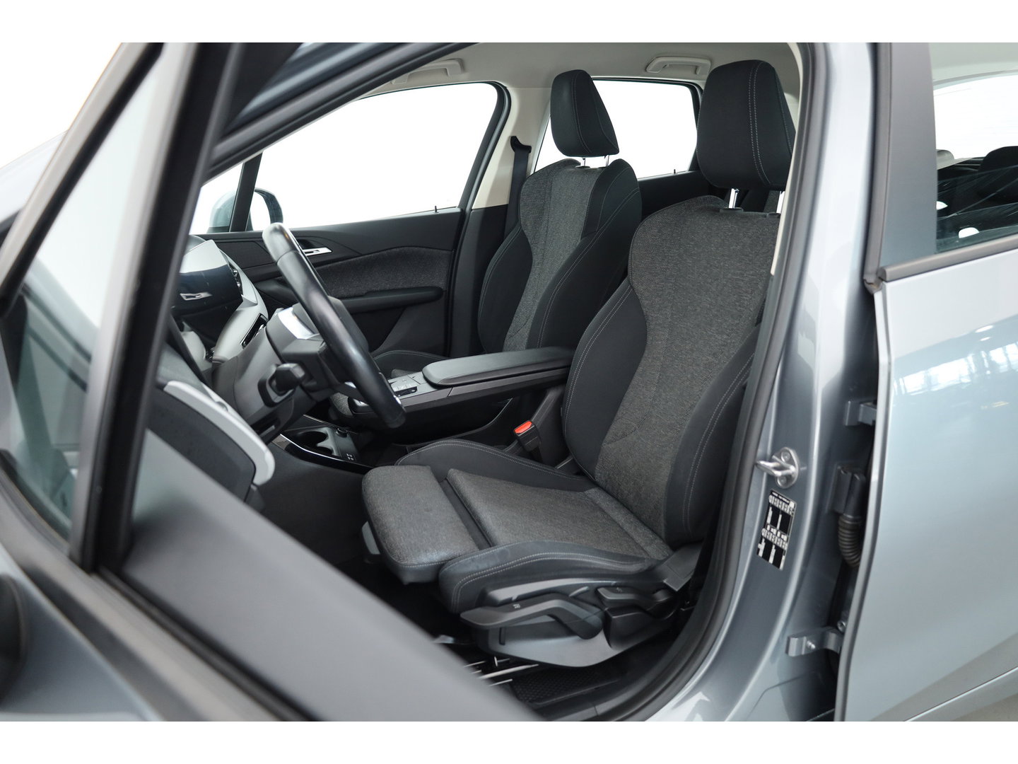 BMW 2 Serie Active Tourer 218i | Navi | All Seasons | Camera | Apple CarPlay | LED | Stoelverw. | Cruise Ctrl.