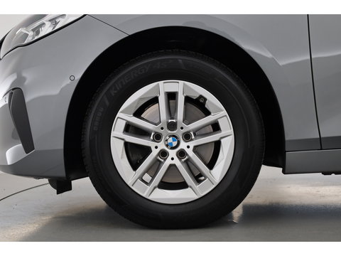 BMW 2 Serie Active Tourer 218i | Navi | All Seasons | Camera | Apple CarPlay | LED | Stoelverw. | Cruise Ctrl.