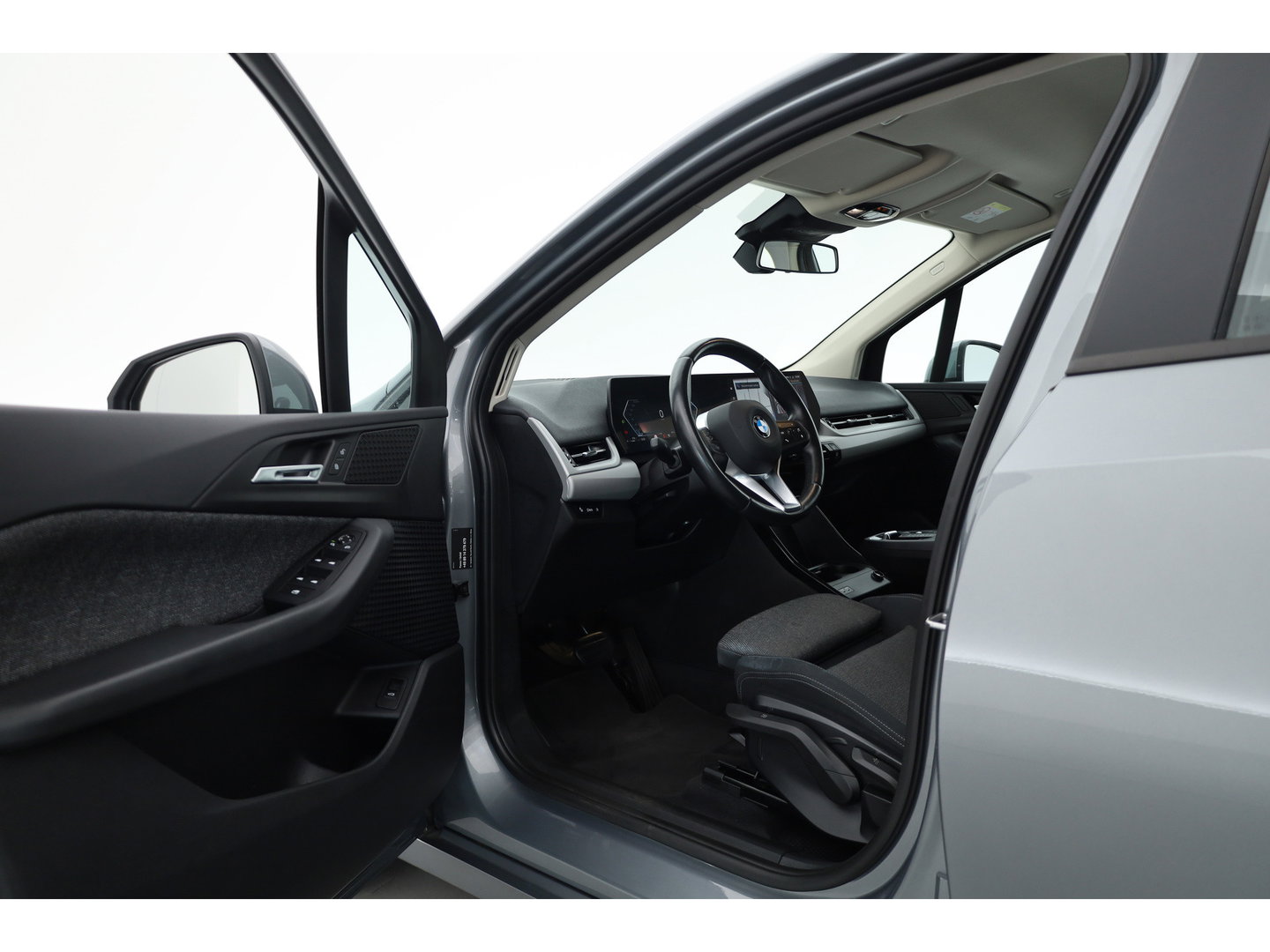 BMW 2 Serie Active Tourer 218i | Navi | All Seasons | Camera | Apple CarPlay | LED | Stoelverw. | Cruise Ctrl.