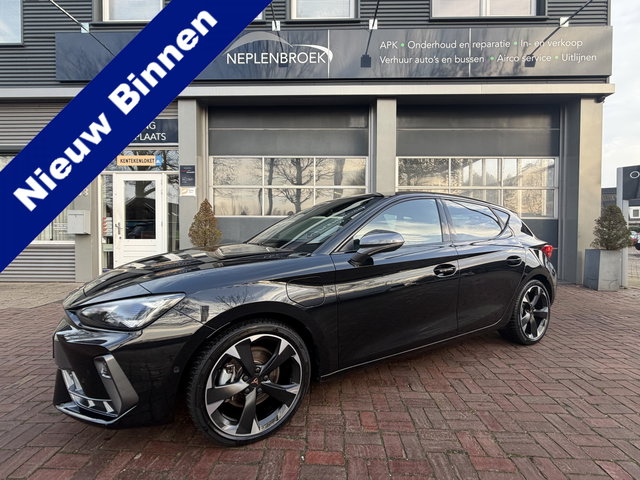 CUPRA Leon - 1.5 TSI e-Hybrid 2025 Facelift SOH 99,9% Stoelverwarming Kuipstoelen 18" LMW