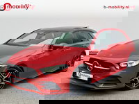 Mercedes-Benz A-Klasse - 180 Business Solution AMG Night Upgrade Automaat Schuif/Kanteldak | Stoelverwarming | Achteruitrijcamera | DAB Audio